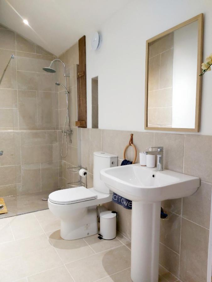 Beautiful 2 Bed Cottage With Swimming Pool Pagéas Eksteriør bilde