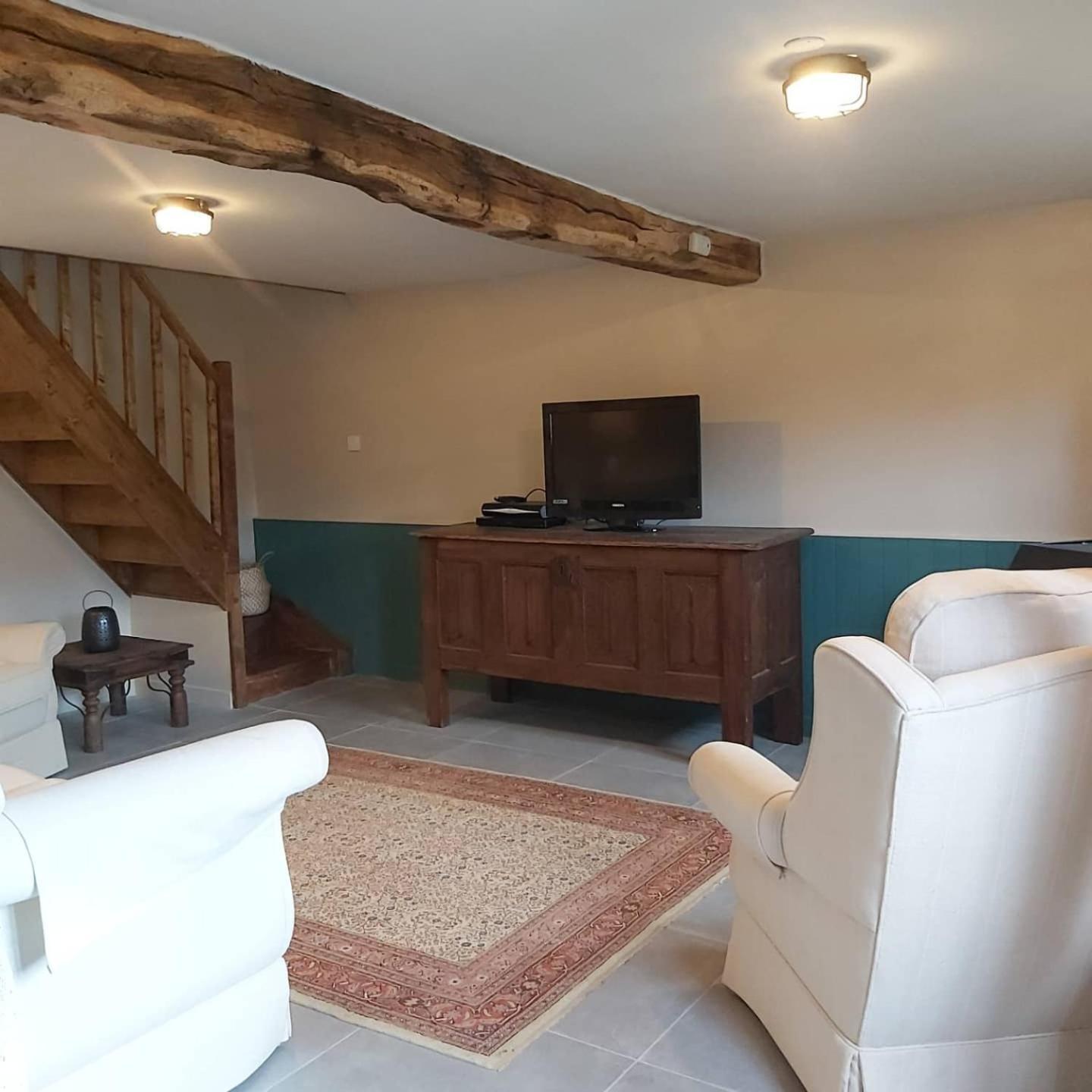 Beautiful 2 Bed Cottage With Swimming Pool Pagéas Rom bilde